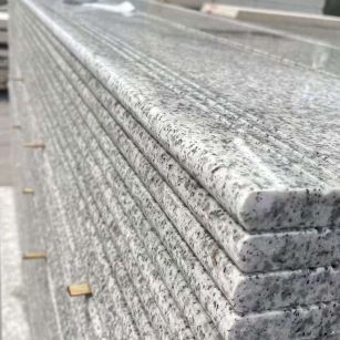 朔州芝麻白楼梯踏步 花岗岩楼梯板材