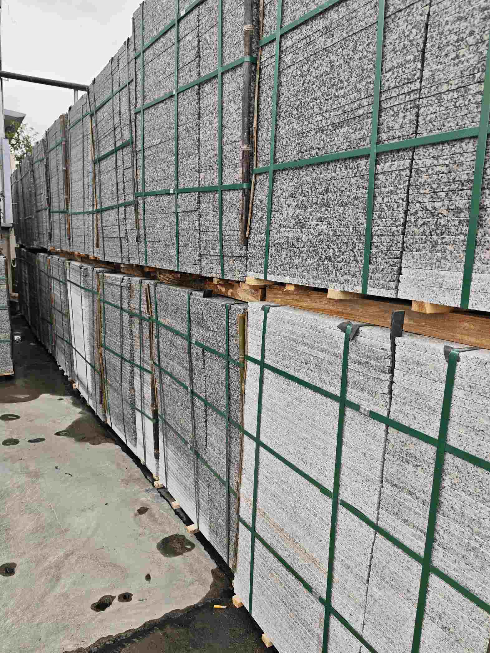 朔州芙蓉白地铺石，石材地铺石